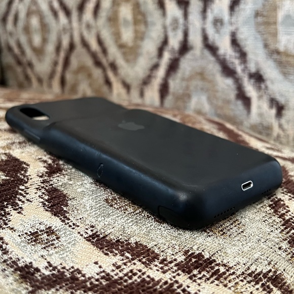Authentic Apple iPhone XS Max Smart Battery Case - Picture 3 of 6